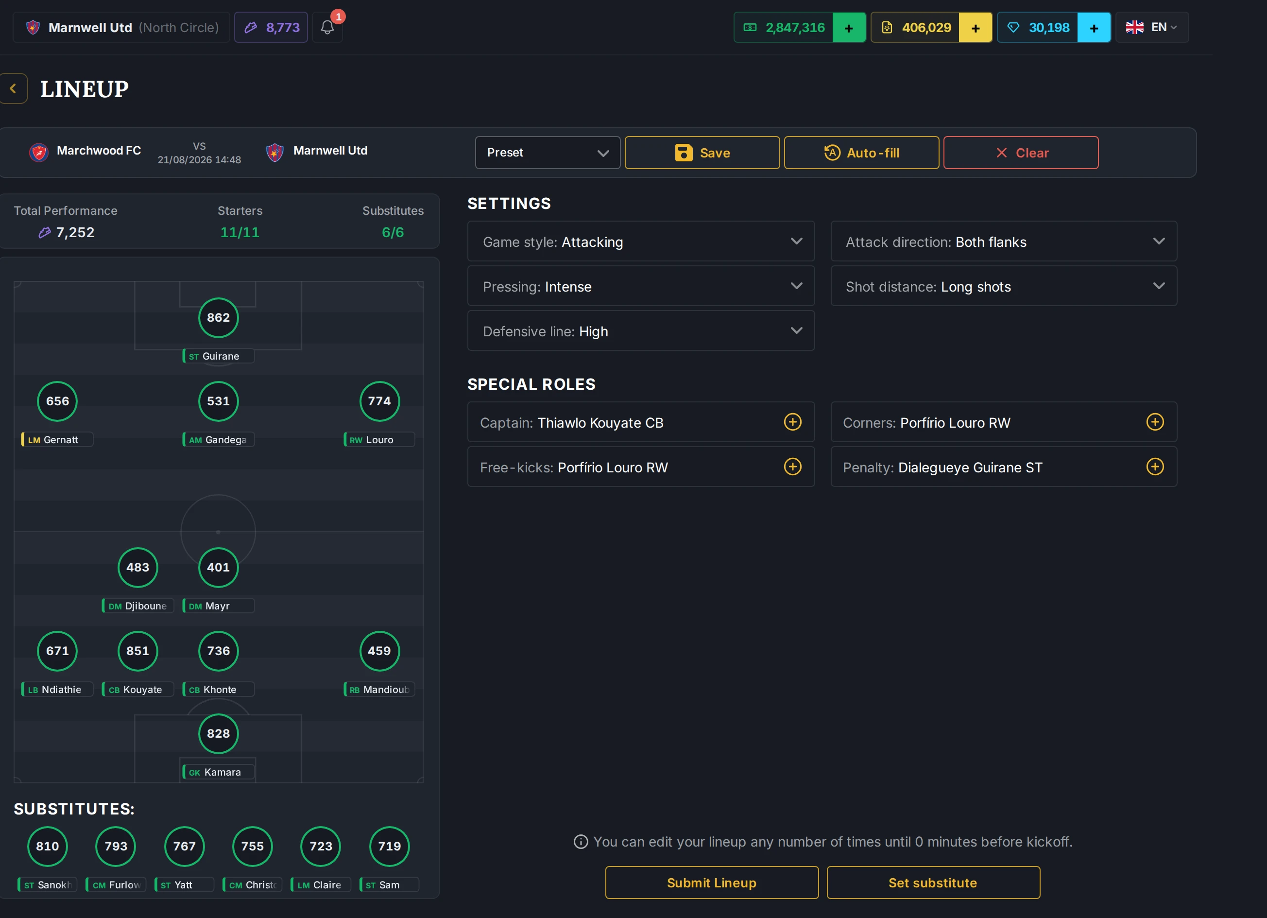 The Tacteros lineup screen: formation grid, substitutes, tactical settings and special roles
